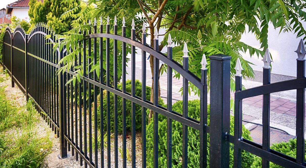 Aluminum Fencing in Eagle Pass, TX