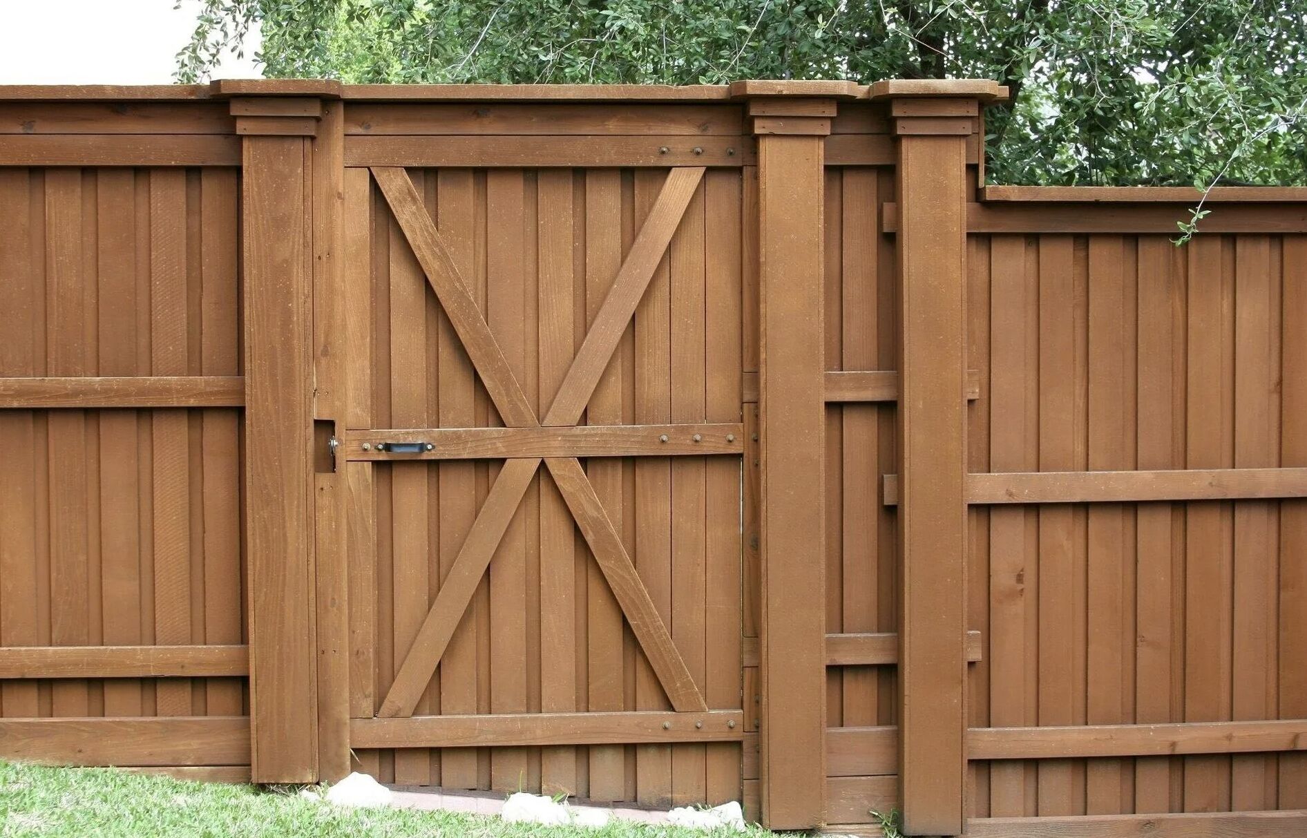 Wood Fencing in Eagle Pass, TX